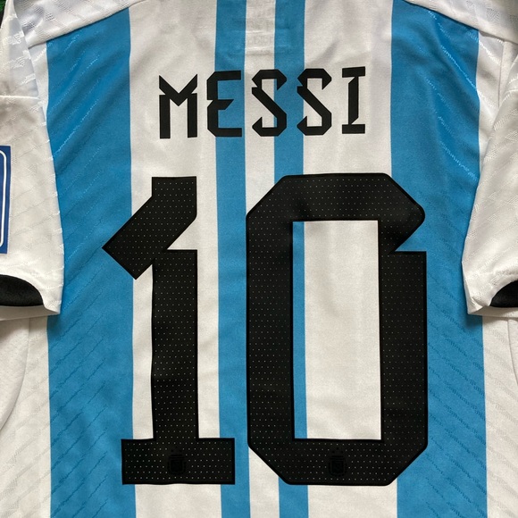 NWT Argentina 2022 WC Champs Gold Patch 3-star PLAYER VERSION Jersey “Messi 10” - Picture 6 of 6